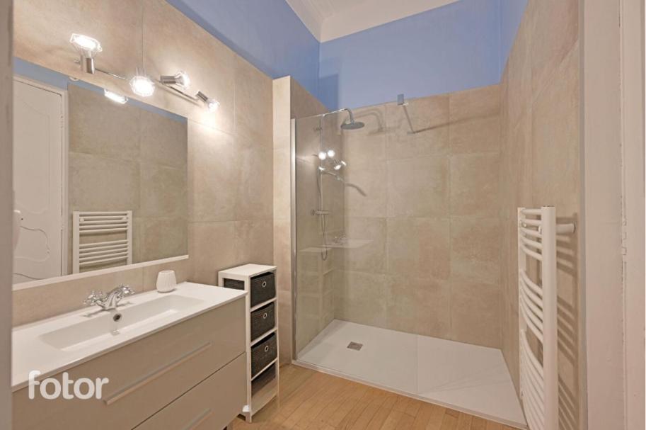 Superbe Appartement 95M2 Proche Arenes- Parking Offert Nimes Exterior photo